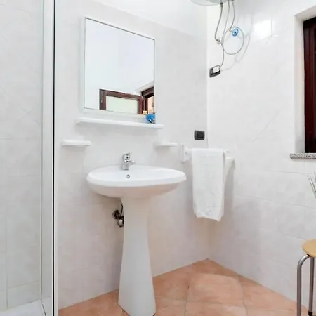 Lu Fraili Apartamento *