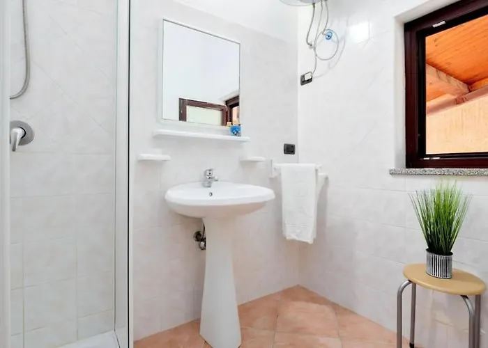 Lu Fraili Apartman *